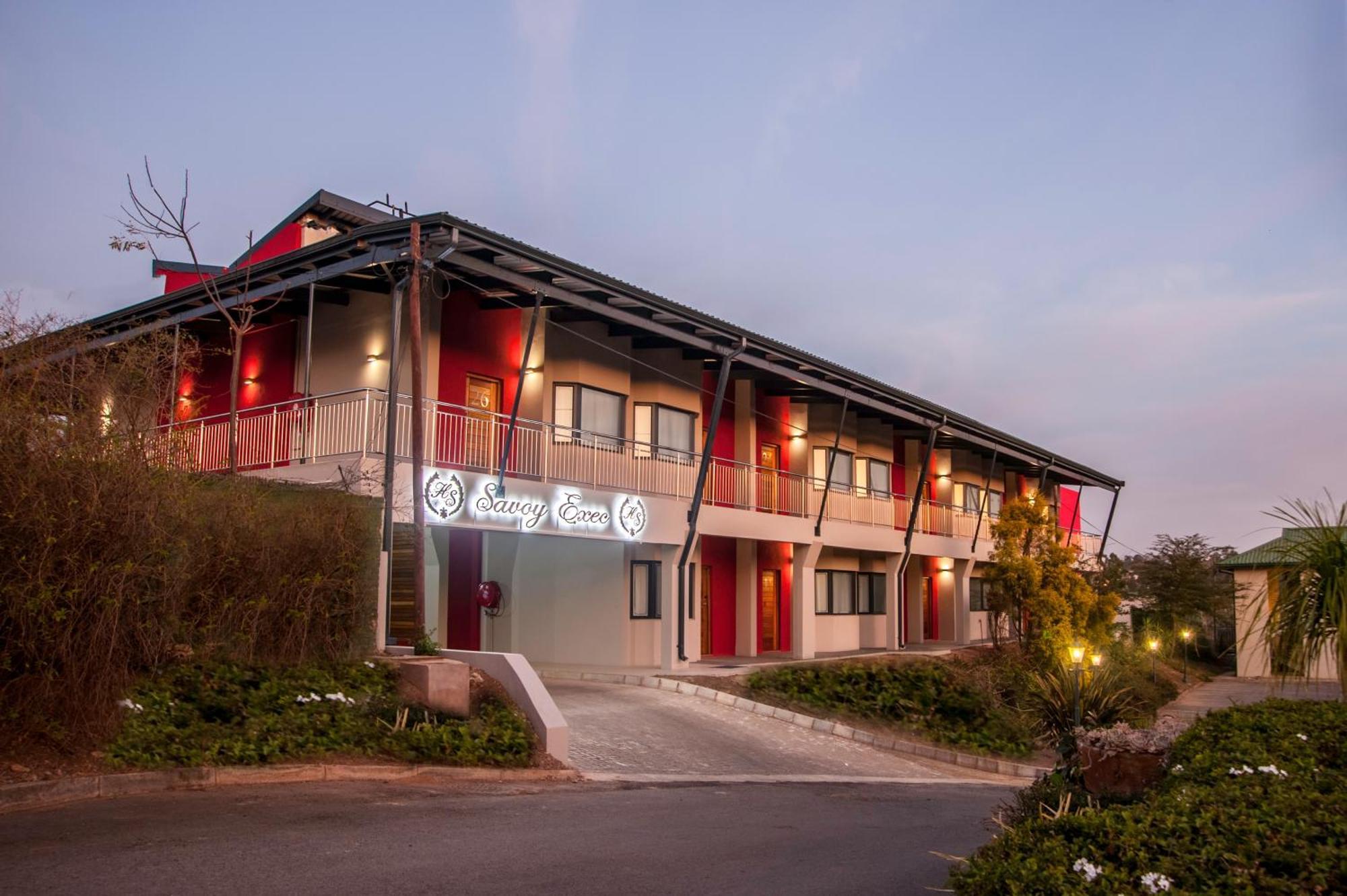 Hotel Savoy And Conference Centre Умтата Екстер'єр фото